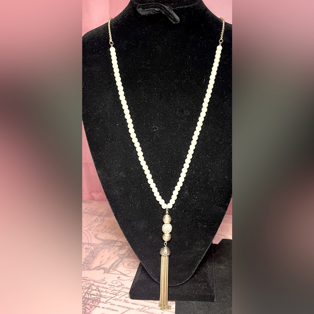 Rose gold and faux pearl tassel necklace with earrings